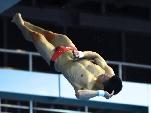 bsport-世界杯杨健赢10米台冠军 杨昊不稳双保险并不保险